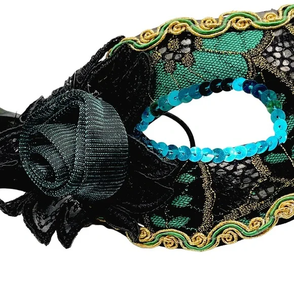 🎭TEAL/BLACK MASQUERADE HALLOWEEN MASK WITH SEQUINS, LACE, FABRIC ROSE & FEATHER - Picture 2 of 6